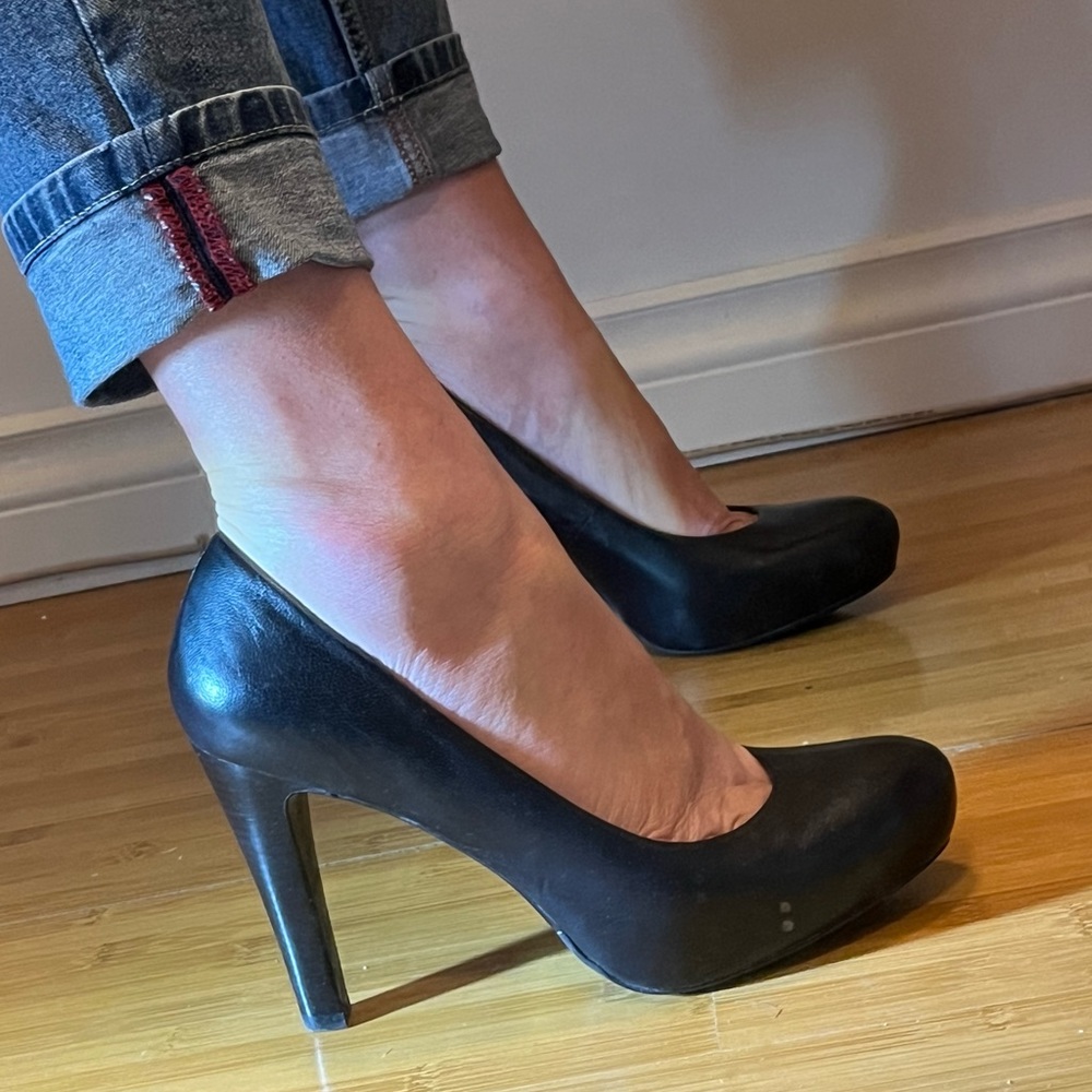 Franco Sarto brand new black heels